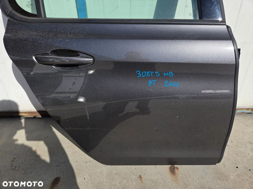 Drzwi prawe tylne tył Peugeot 308 T9 HB EVLC - 2