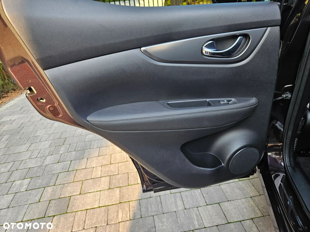 Nissan Qashqai 1.6 DIG-T Tekna - 27