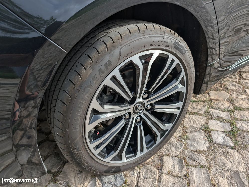 Toyota Corolla SD 1.8 Hybrid Luxury - 6