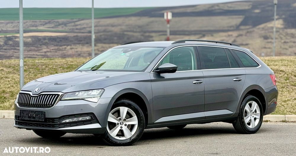 Skoda Superb 2.0 TDI DSG Premium Edition - 2