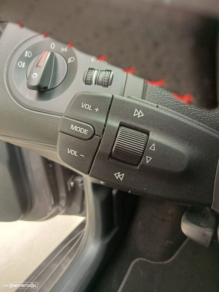 SEAT Ibiza SC 1.6 TDi FR - 17