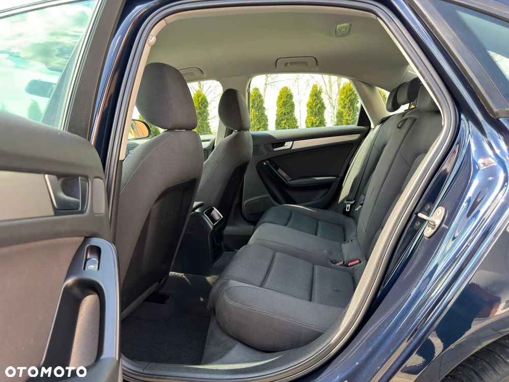 Audi A4 Limousine 2.0 TFSI Ambiente - 33