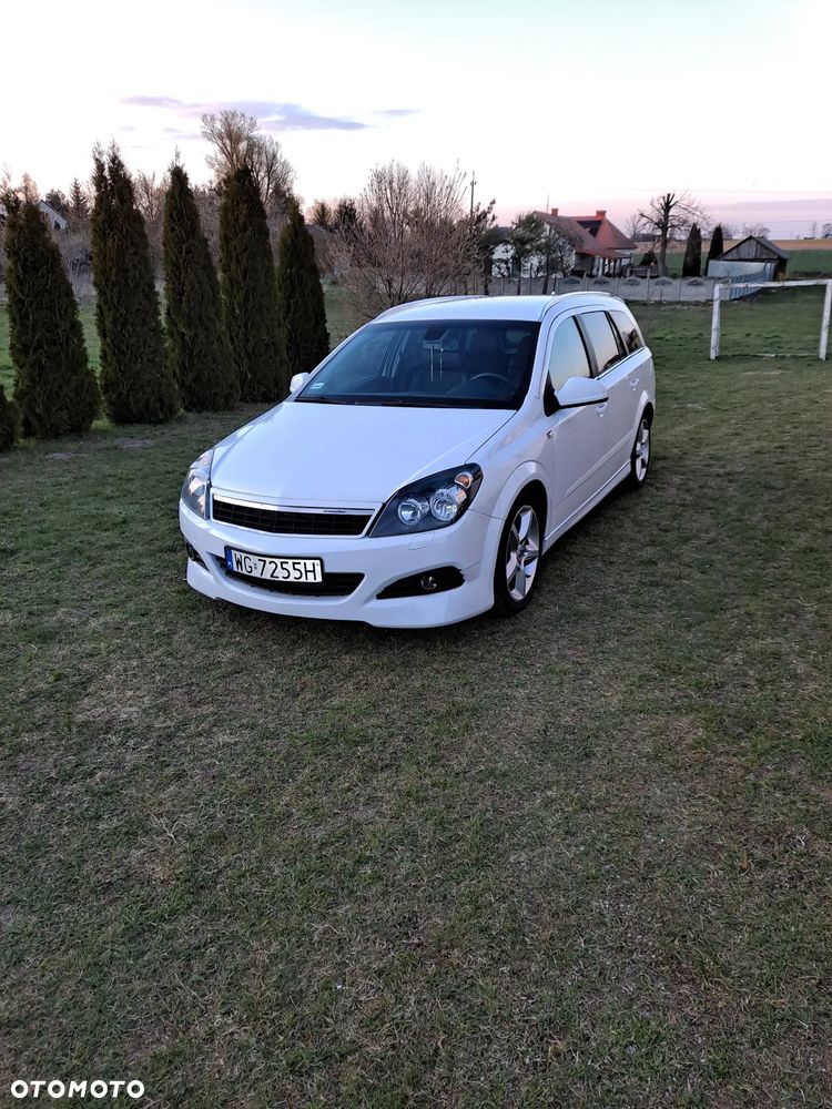Opel Astra 1.9 CDTI DPF Cosmo - 2
