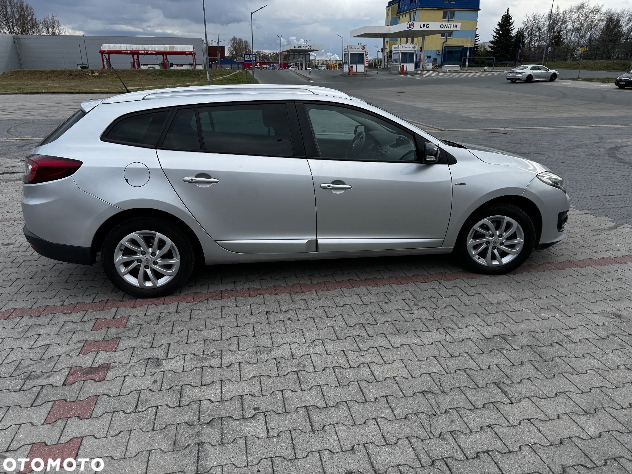 Renault Megane 1.6 16V Limited - 8