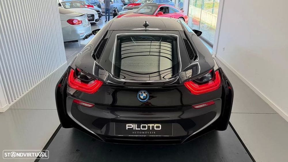 BMW i8 Standard - 11