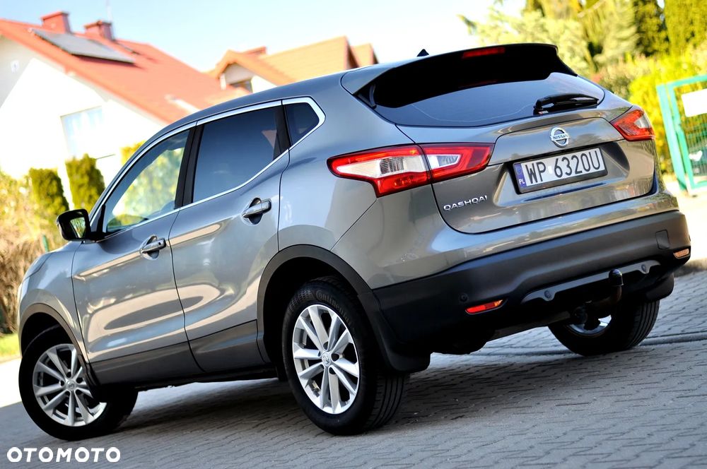 Nissan Qashqai 1.6 DIG-T N-Connecta - 4