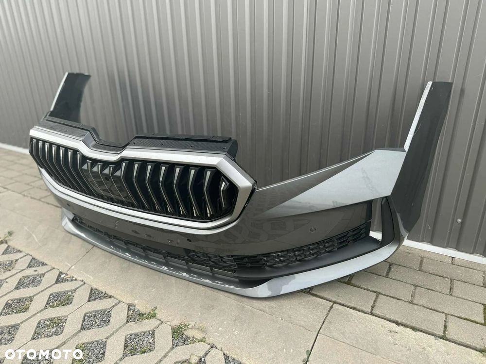 SKODA SUPERB IV Zderzak przód przedni kompletny LF7C 4xPDC GRILL 2023r- - 4
