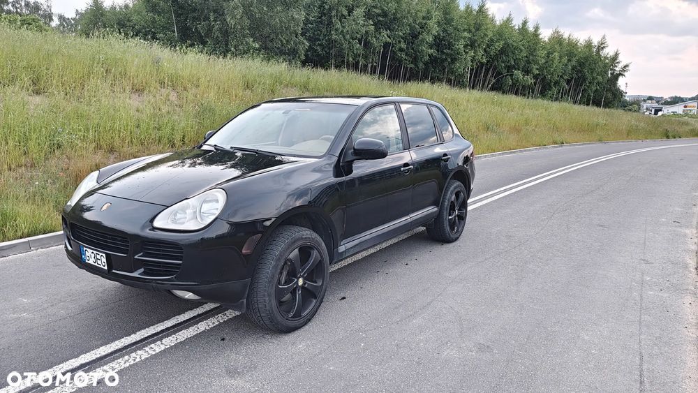Porsche Cayenne - 5