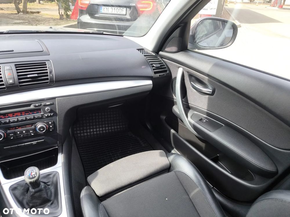 BMW Seria 1 118d Sport Line - 11