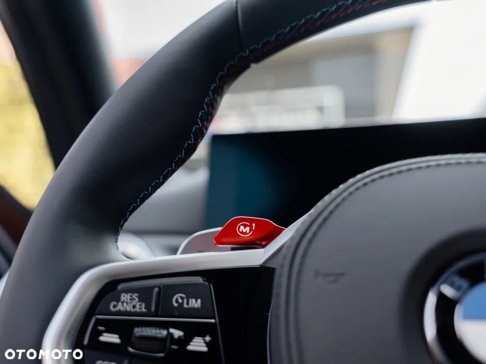BMW M3 Competition M xDrive - 9