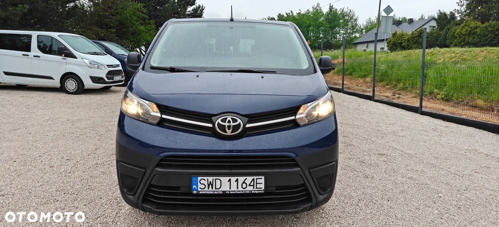 Toyota ProAce Kombi D-4D Medium 2,6t - 4
