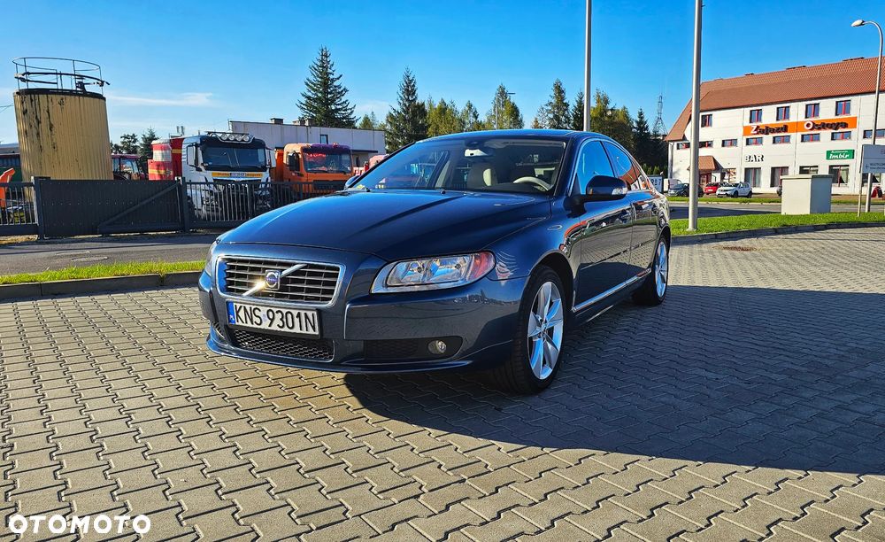 Volvo S80 2.0D Momentum - 1