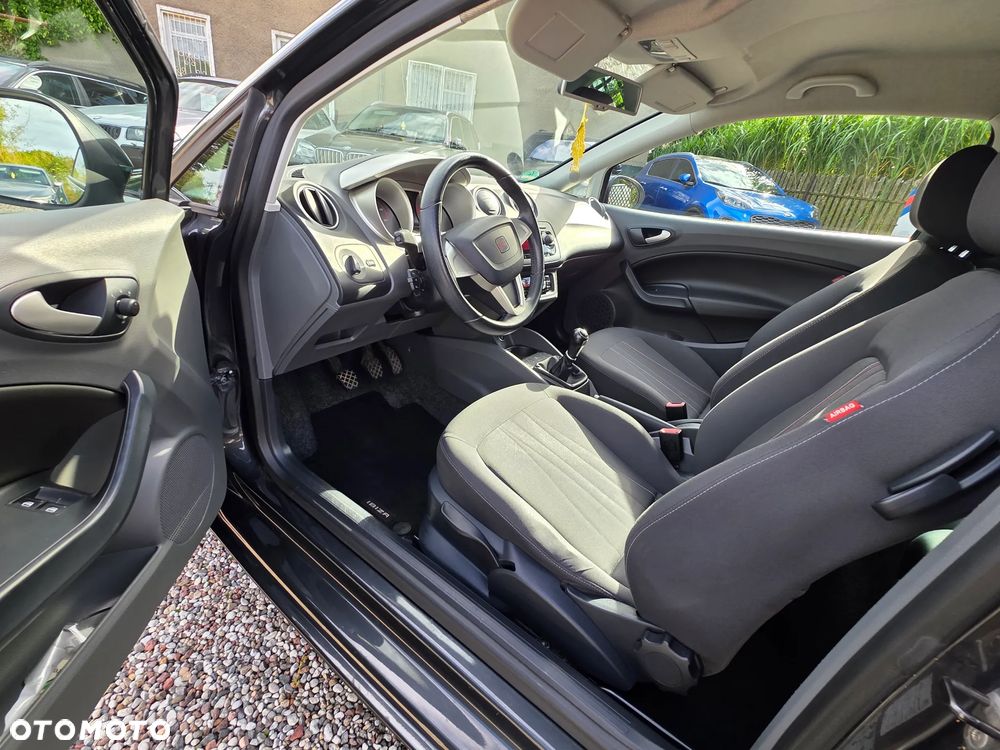 Seat Ibiza SC 1.4 16V Style - 8