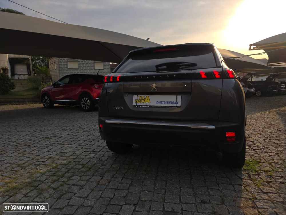 Peugeot 2008 1.2 PureTech Allure Pack - 17