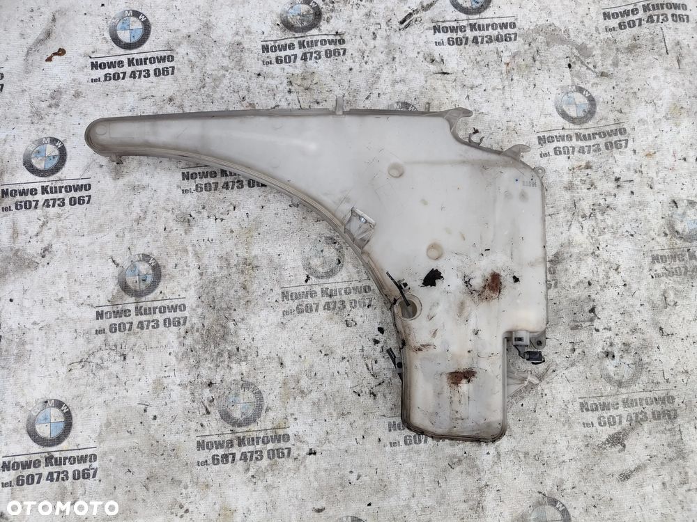 BMW E87 E91 Zbiornik płynu spryskiwaczy z pompkami - 3
