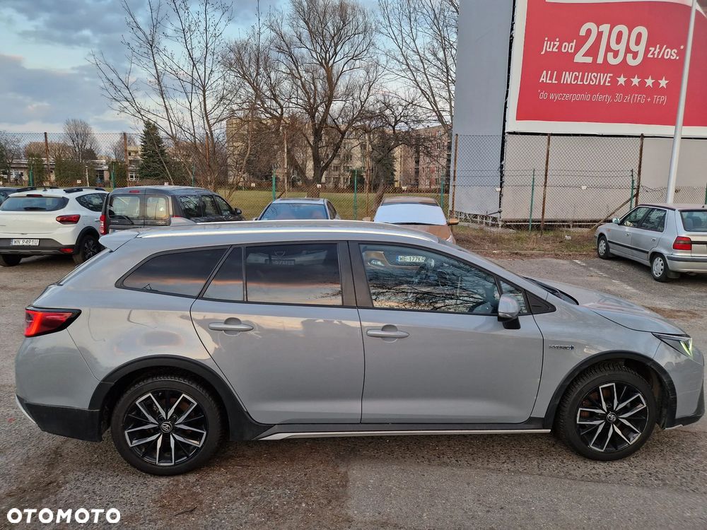 Toyota Corolla - 4