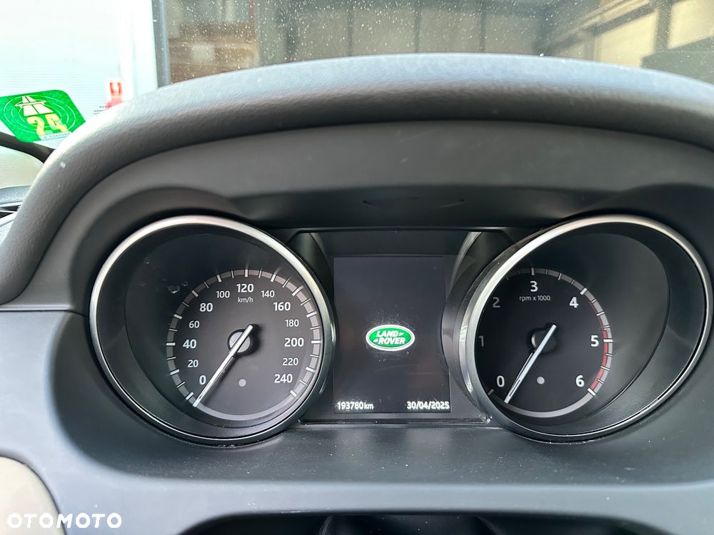 Land Rover Discovery Sport 2.0 TD4 HSE - 3