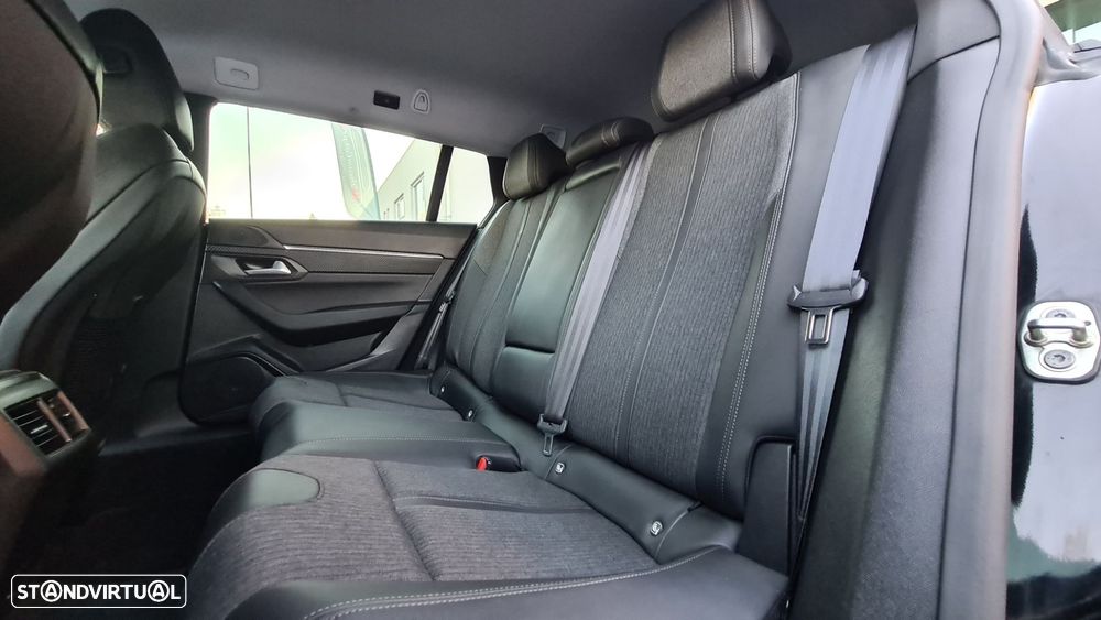 Peugeot 508 SW 1.6 Hybrid Allure e-EAT8 - 31