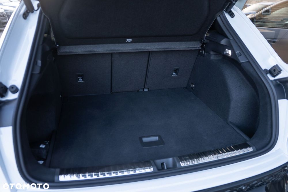 Audi Q3 TFSI quattro 195 kW - 9