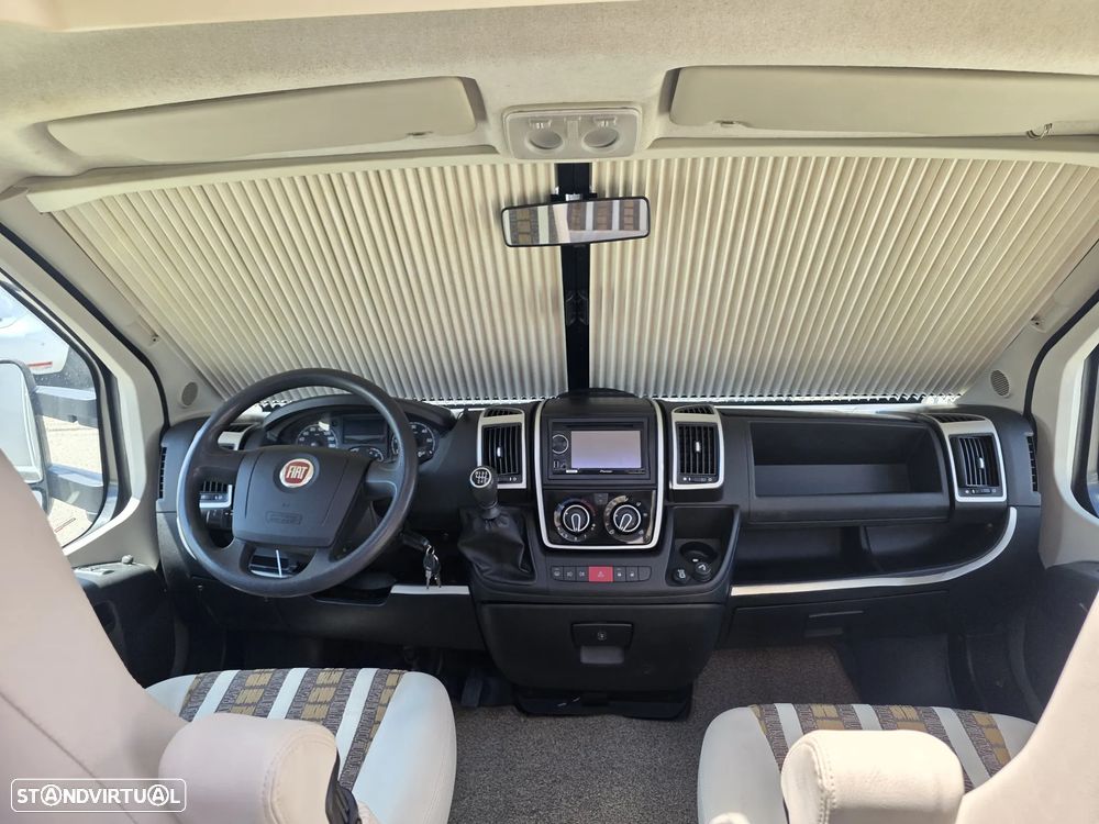 Pilote Reference Explorateur 2.3 130cv Cama Central - 11
