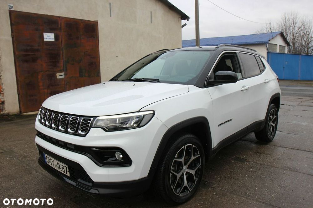 Jeep Compass - 4