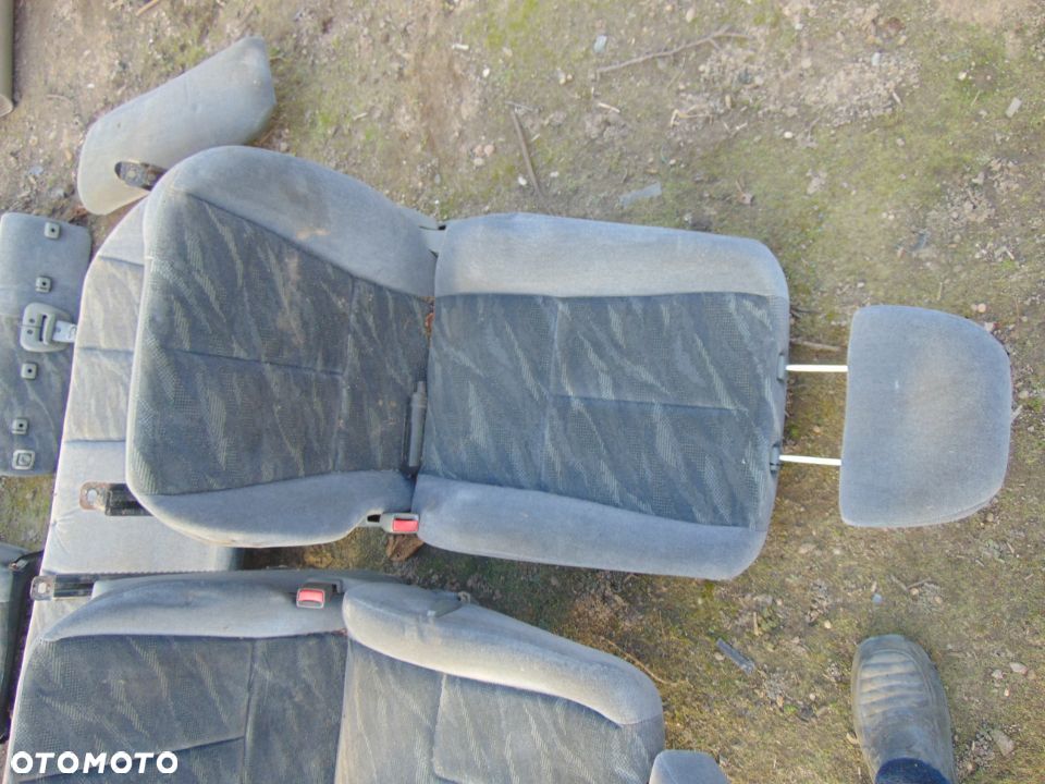 Fotele Mitshubishi Galant  Kombi komplet - 3