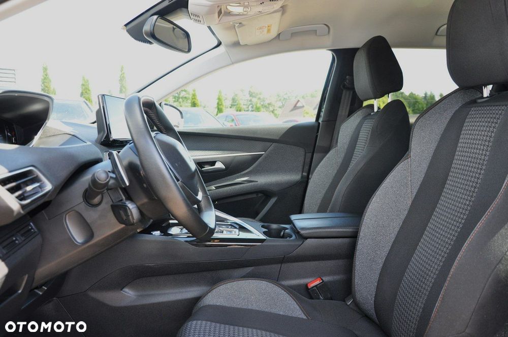 Peugeot 3008 PureTech 130 Stop & Start GPF EAT8 Active Business-Paket - 13