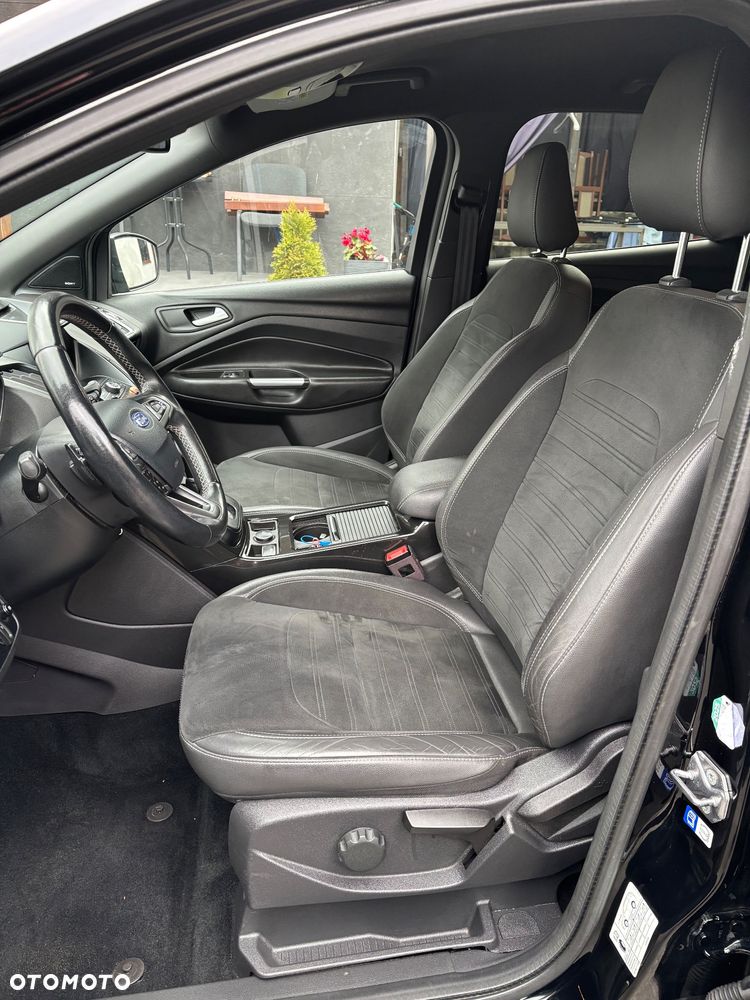 Ford Kuga 2.0 TDCi 4x4 ST-Line - 5