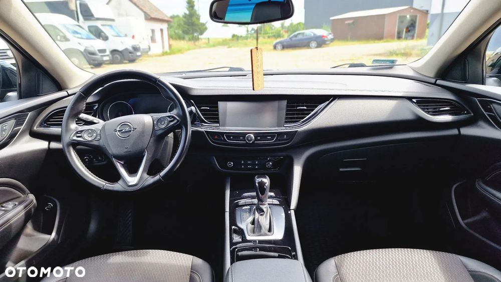 Opel Insignia - 9