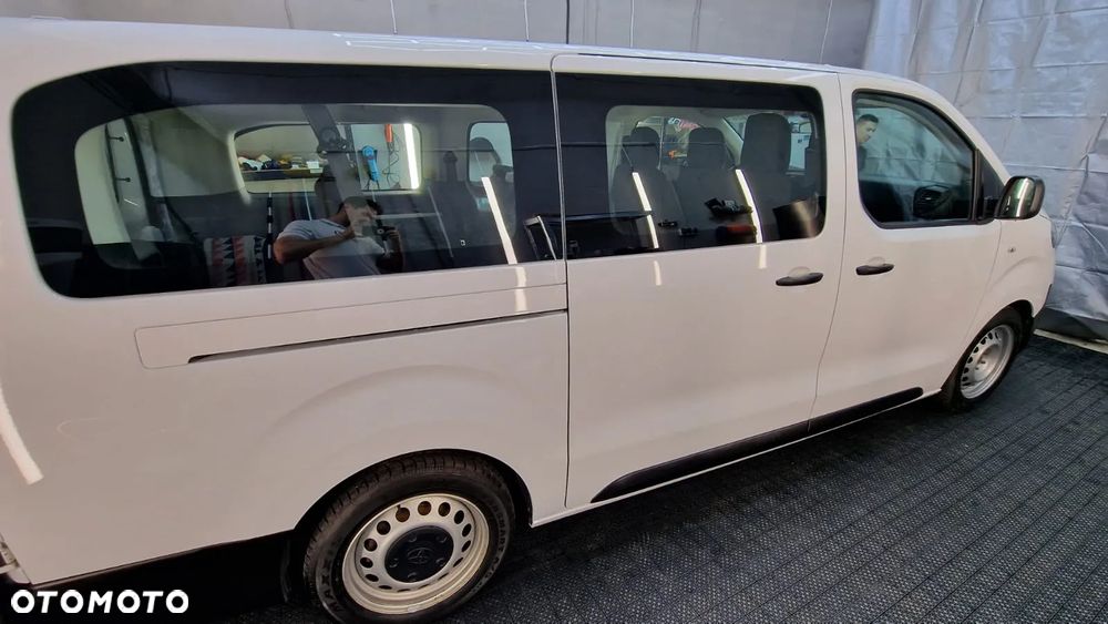 Toyota ProAce Kombi 2.0 D-4D Long 2,8t - 2