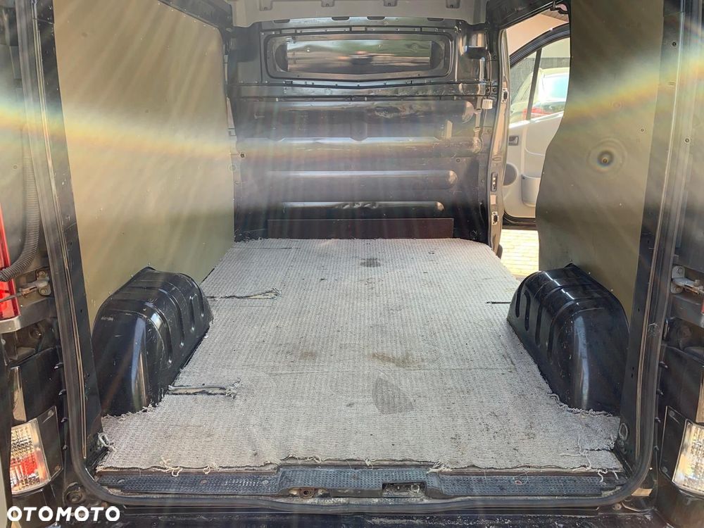 Opel Vivaro L1H1 2.9t - 10