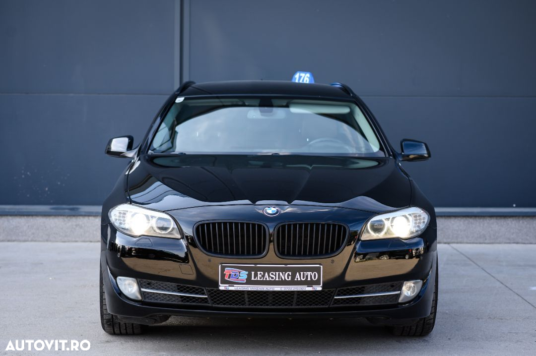 BMW Seria 5 520d Touring Aut. - 2