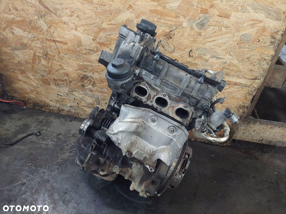 SILNIK BENZYNOWY SKODA FABIA I AZQ - 3