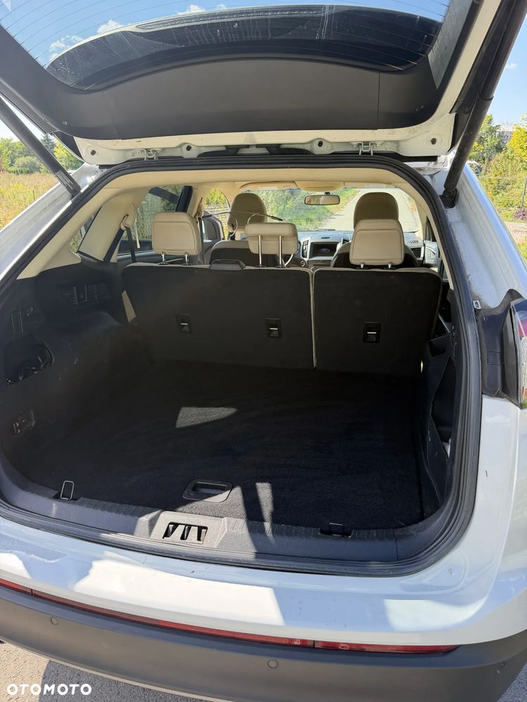 Ford Edge - 5