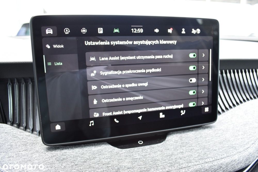 Skoda Superb 2.0 TDI SCR Selection DSG - 17
