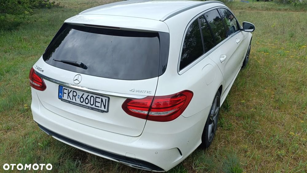 Mercedes-Benz Klasa C 250 (BlueTEC) d 4Matic 7G-TRONIC AMG Line - 4