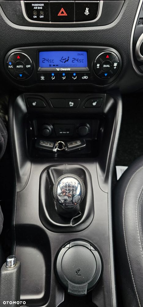 Hyundai ix35 2.0 CRDi 4WD Premium - 16