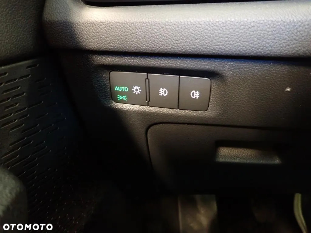Skoda Octavia 1.5 TSI ACT Ambition - 17