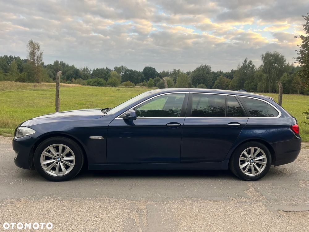 BMW Seria 5 520d Touring - 3
