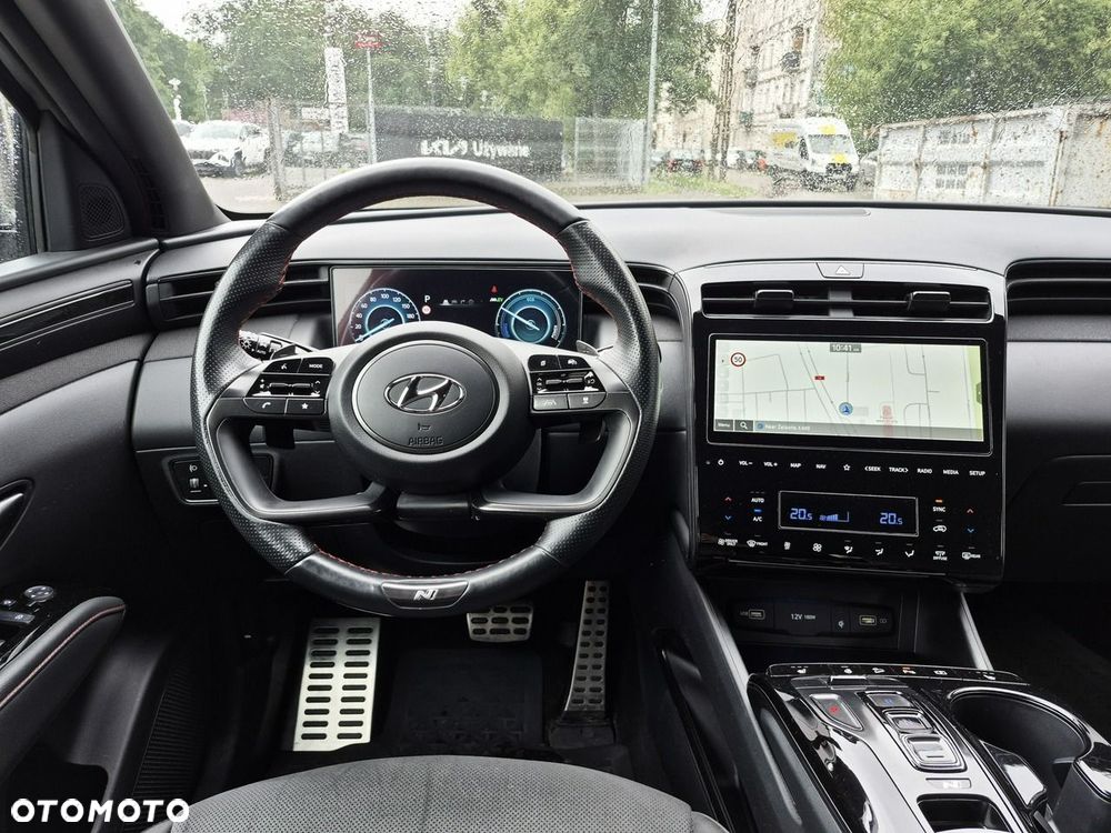 Hyundai Tucson 1.6 T-GDi HEV Modern 2WD - 31