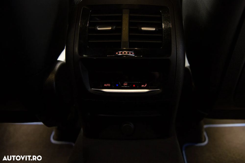 BMW X3 xDrive20d AT Standard - 31