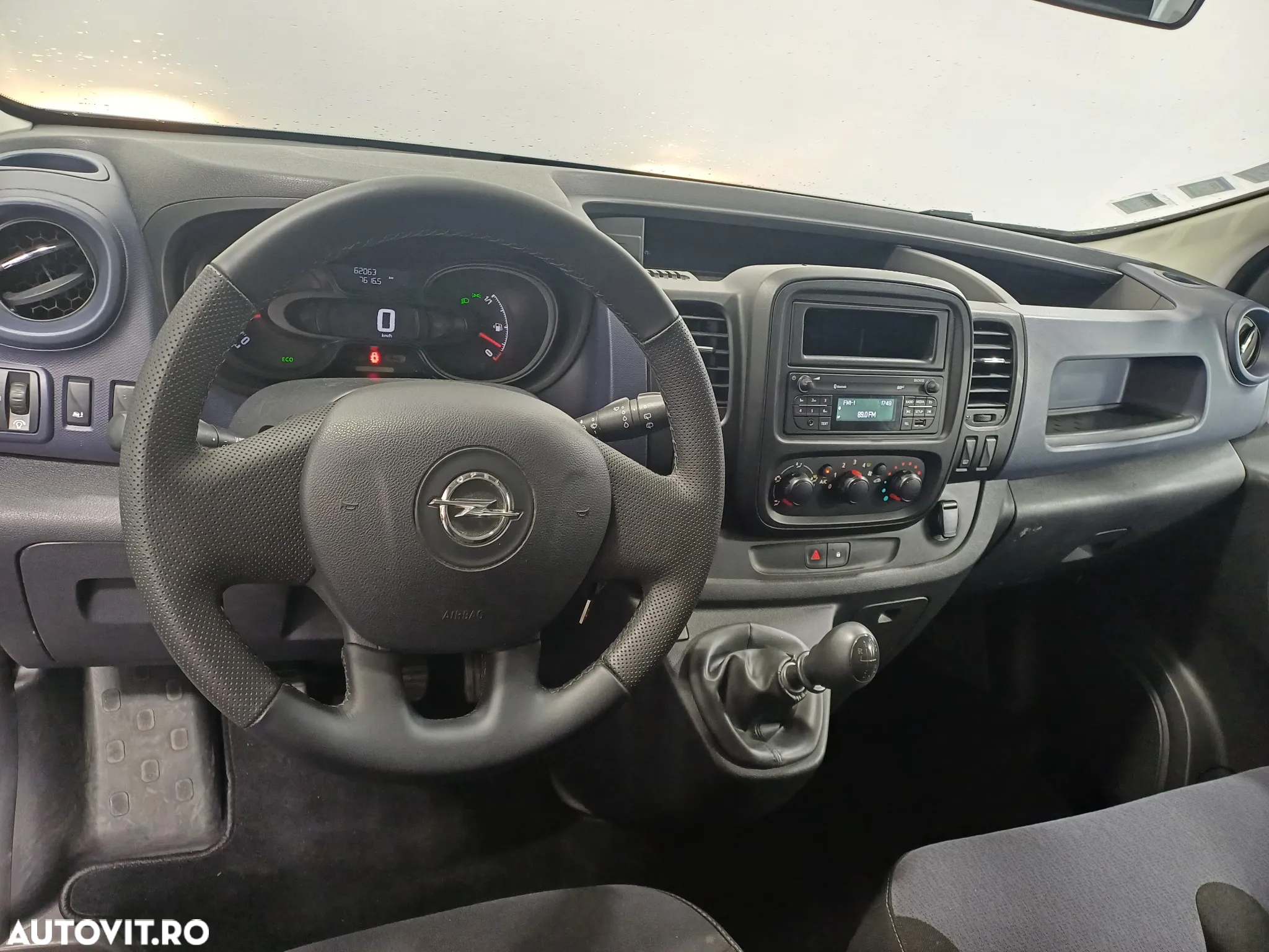 Opel Vivaro - 5