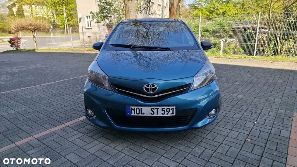 Toyota Yaris 1.33 Premium - 11