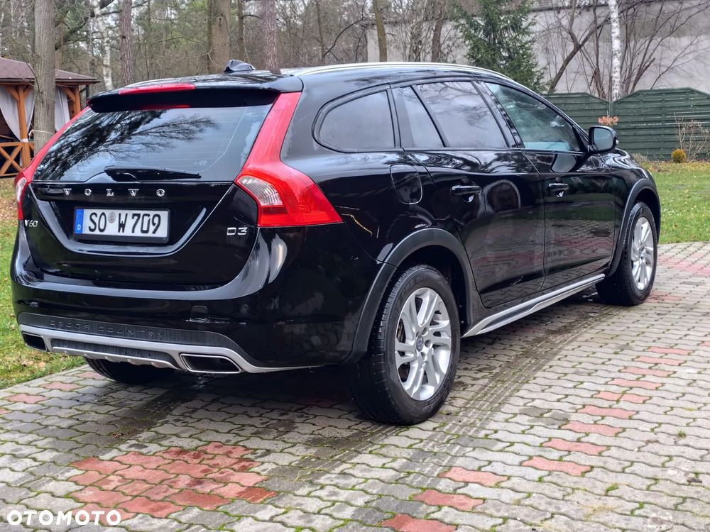Volvo V60 Cross Country - 35