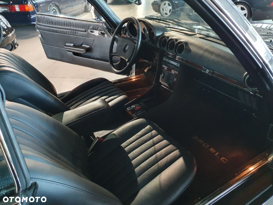 Mercedes-Benz SLC - 16