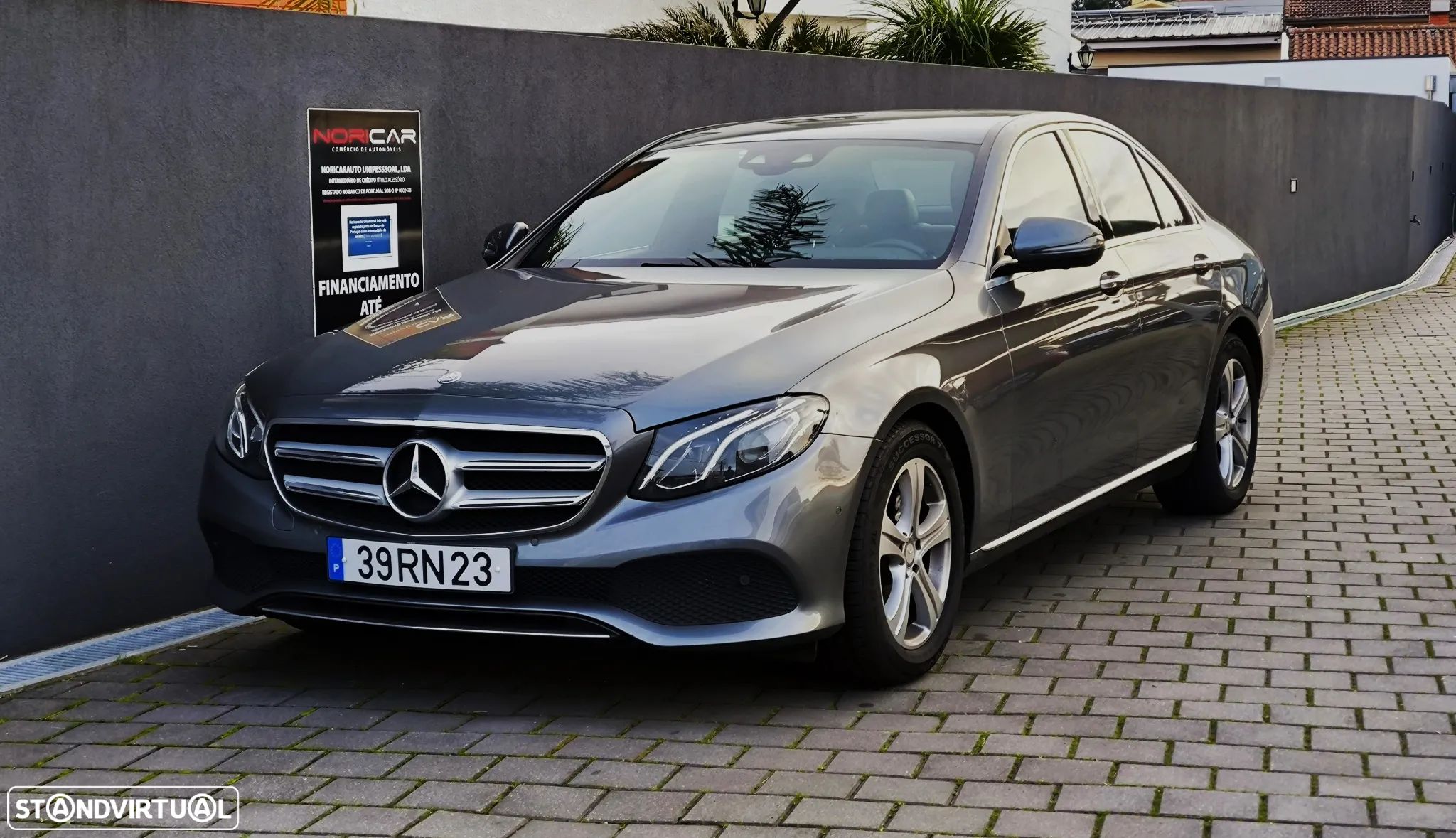 Mercedes-Benz E 220 d Avantgarde+ - 1