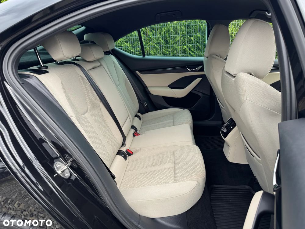 Skoda Octavia 1.5 TSI ACT Style - 28