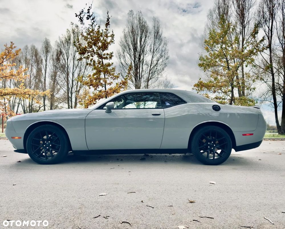 Dodge Challenger 3.6 SXT Plus - 1