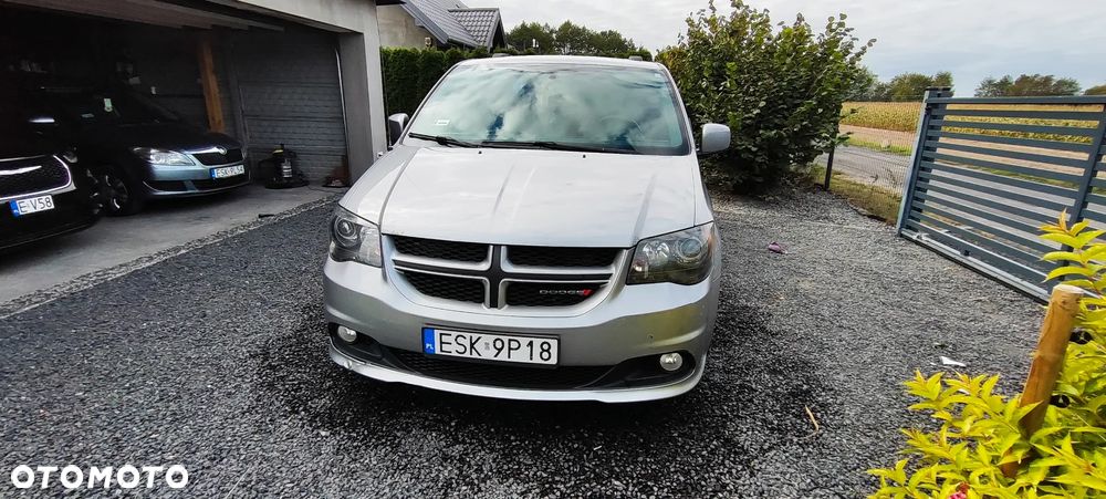 Dodge Grand Caravan 3.6 R/T - 1