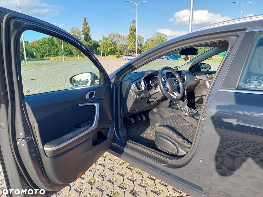 Kia Ceed 1.6 CRDi mHEV M - 14